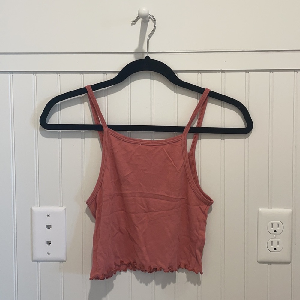Brandy Melville cropped scallop pink tank J. Galt - Picture 3 of 4